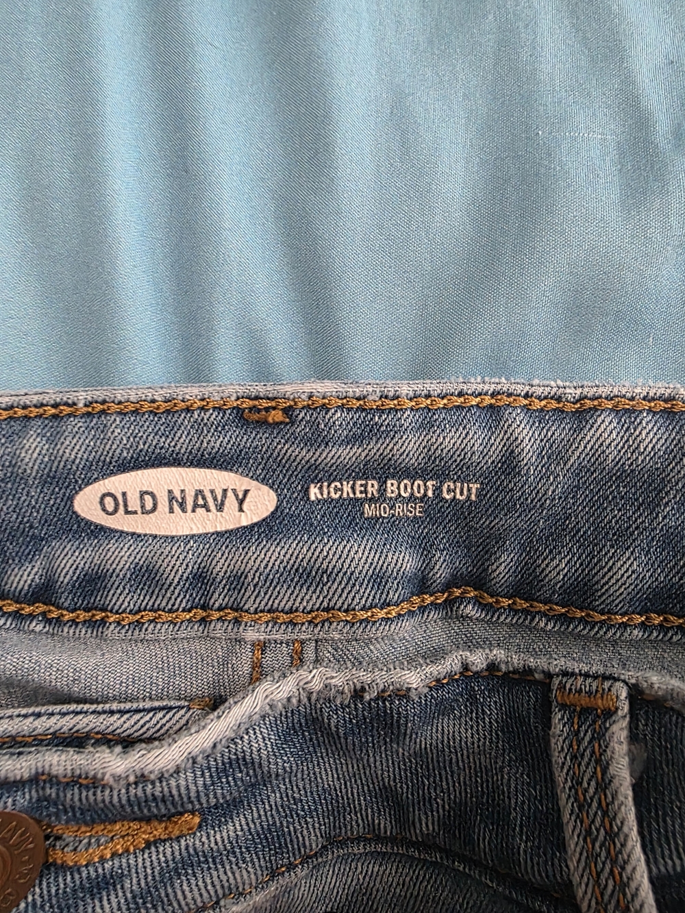 Old Navy Light Blue Bootcut Women's Jeans Bundle - Picture 7 of 11